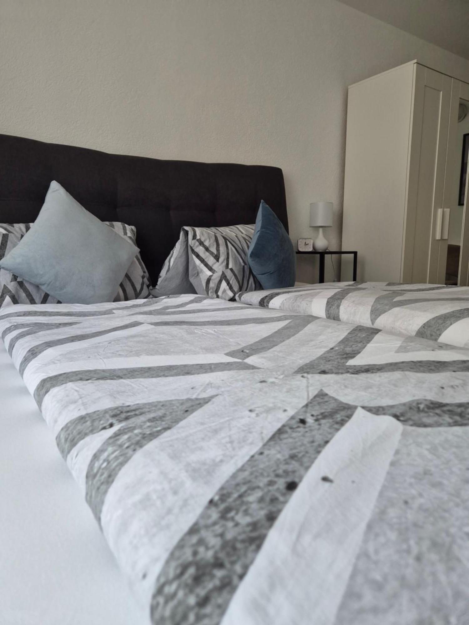 Ferienwohnung Ella - Direkt Am Bodensee Friedrichshafen Esterno foto
