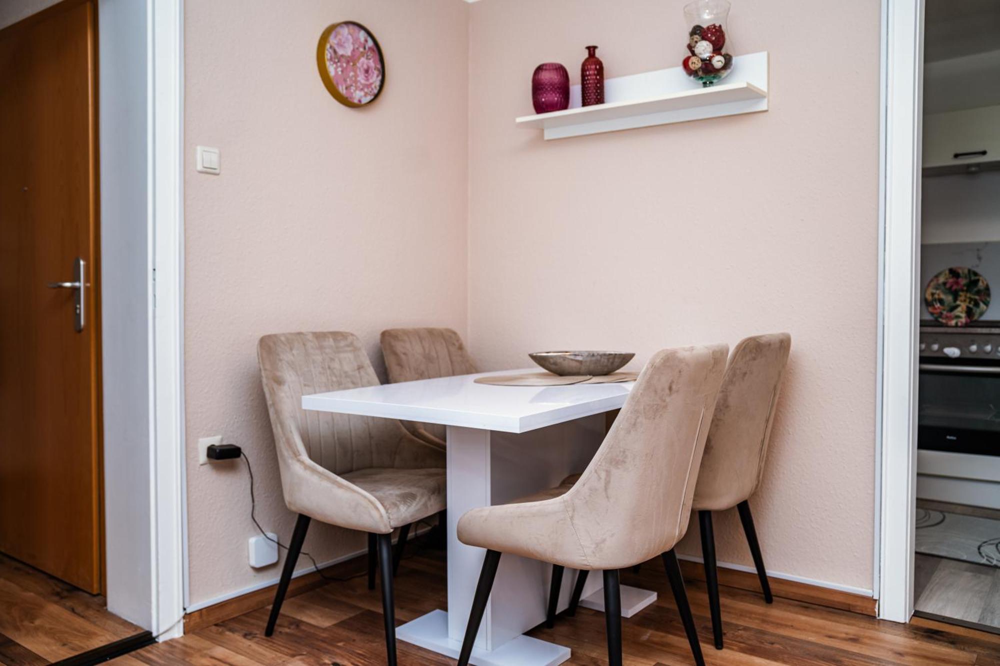 Ferienwohnung Ella - Direkt Am Bodensee Friedrichshafen Esterno foto