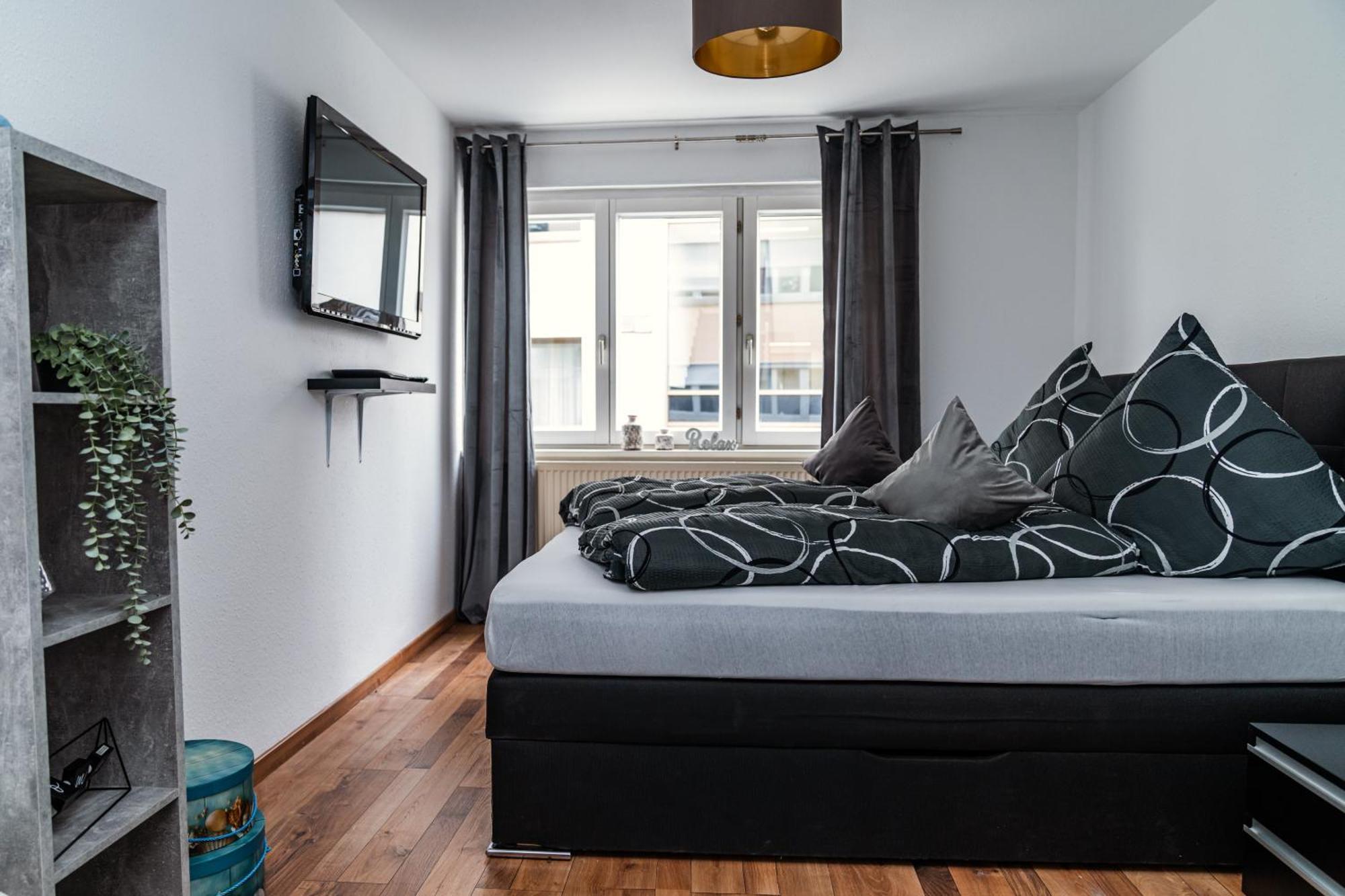 Ferienwohnung Ella - Direkt Am Bodensee Friedrichshafen Esterno foto
